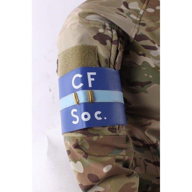 Armbind, DK, blå stribe, CF Soc, 2 metalmærker, s.h.